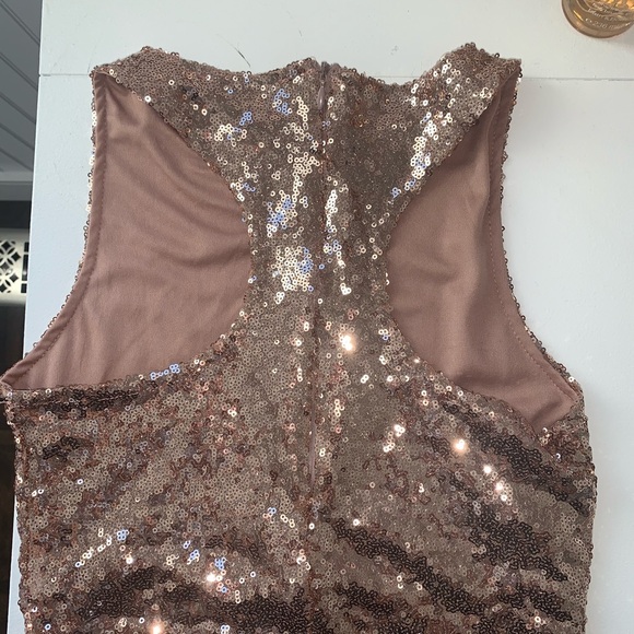 Shimmer Halter Top - Picture 3 of 3